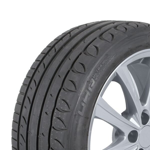 ORIUM UHP (Ultra High Performance) - ljetna guma 215/40R17